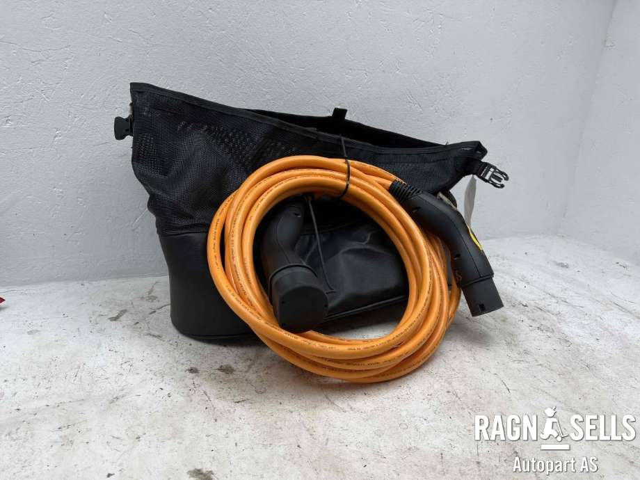 Batterilader kabel til Toyota RAV4 2019-->> (Type V)  (5555000242|15630321|)