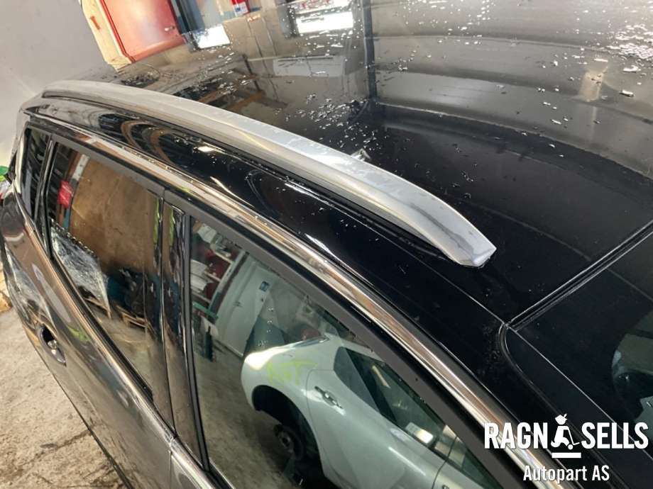 Takrails til Peugeot 3008, 2016-->> (Type II)  (98 108 660 VV)