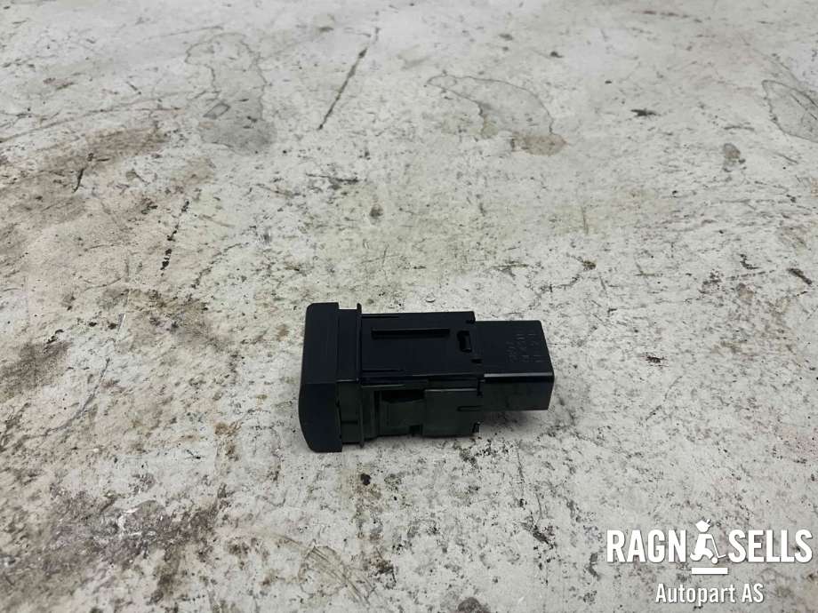 Bryter rutevarme til Toyota RAV4 2019-->> (Type V) (8479542010|)