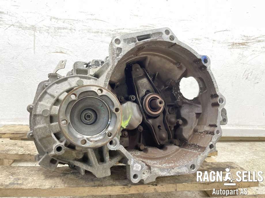 Girkasse manuell til VW Caddy 2010-2015 (Type III, Fase 2)  (0A4 300 046 N|0A4 300 046 NX|MHZ)