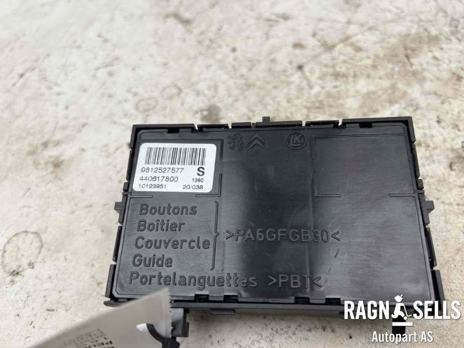 Bryterpanel førersete til Peugeot 3008 2016-->> (Type II)  (9812527577|98 125 275 80|)