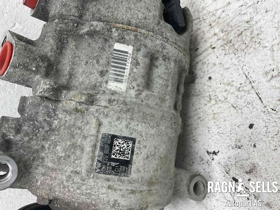 Aircondition kompressor til VW Caddy 2015-2020 (Type III, Fase 3)  (DENSO|PXV16-1615|PXV161615|01140562|012011032014|1KD820803|1KD820803A|1KD820803B|1KD820803H|1KD820803K|1KD820803L|1KD820803M|1K0.260.859 F|GE447150-6035|)