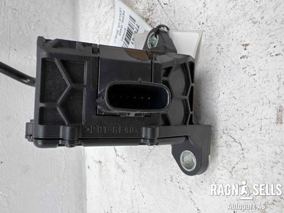 Pedal gass til Lexus UX 2018-->>  (7811076051|2701001170|)