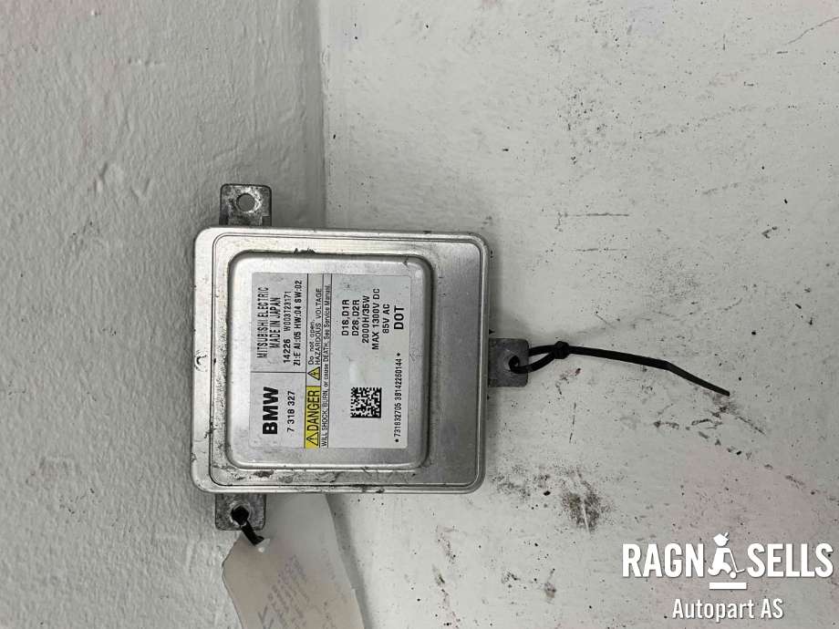Styreenhet xenon/ballast til BMW 1-Serie 2011-2015 (Fase 1) (F20/F21) (F20/F21) (63 11 7 318 327|7318327|W003T23171|)