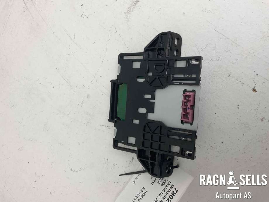 Antenne navigasjon til Lexus UX 2018-->>  (8688052020|)