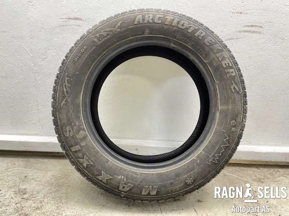 Dekk vinter piggfri til Citroën XM 1990-2000 (MAXXIS|185/65R15|)