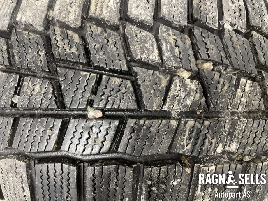 Dekk vinter piggfri til Citroën XM 1990-2000 (MAXXIS|185/65R15|)