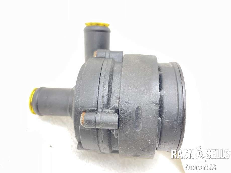 Vannpumpe elektrisk til Mercedes Vito 2014-->> (W447) (W447) (BOSCH|A 211 835 02 64|)