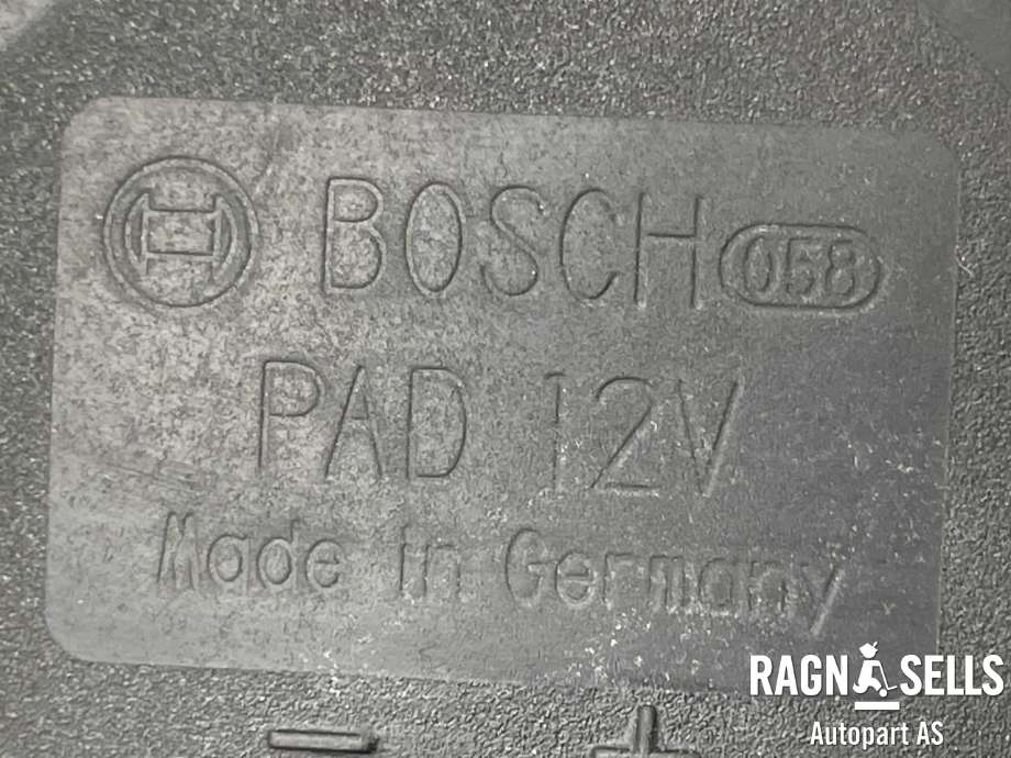 Vannpumpe elektrisk til Mercedes Vito 2014-->> (W447) (W447) (BOSCH|A 211 835 02 64|)