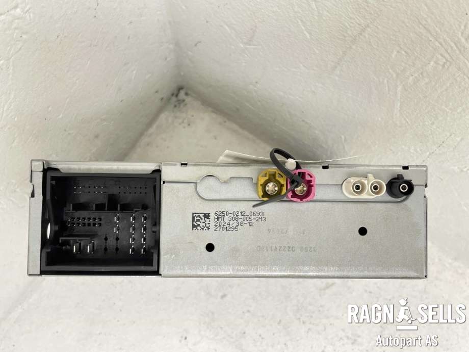Bilstereo diverse til VW Caddy 2020-->> (Type IV)  (2K7 035 869 A|)