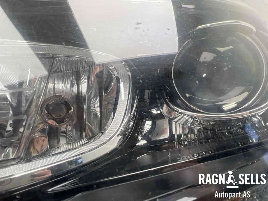 Frontlykt venstre xenon til Ford Transit 2014-->> (KK31-13W030-DD||2382914)