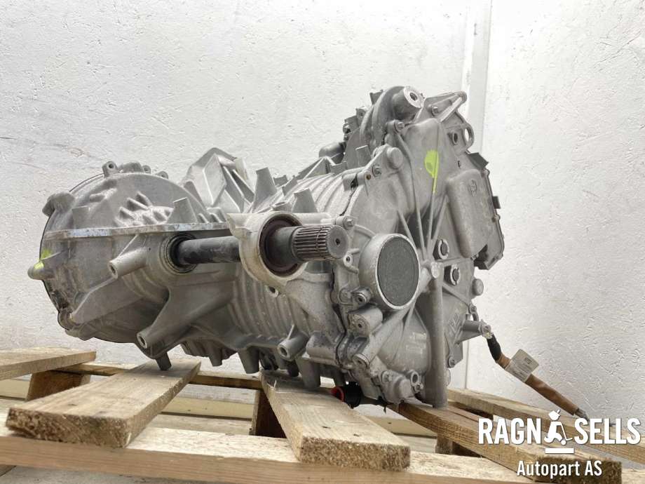 Motor elbil foran til Mercedes EQC 2019-->>  (A 293 340 50 00|A 293 340 63 00|A 293 340 68 00|A 293 340 84 00|A 293 340 93 00|A 293 340 96 00)