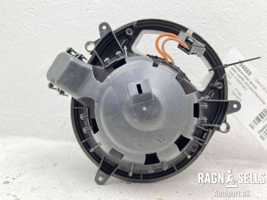 Varmeapparat motor til BMW 3-Serie 2012-2018 (F30/F31/F34) (F30/F31/F34) (64 11 9 350 395|)