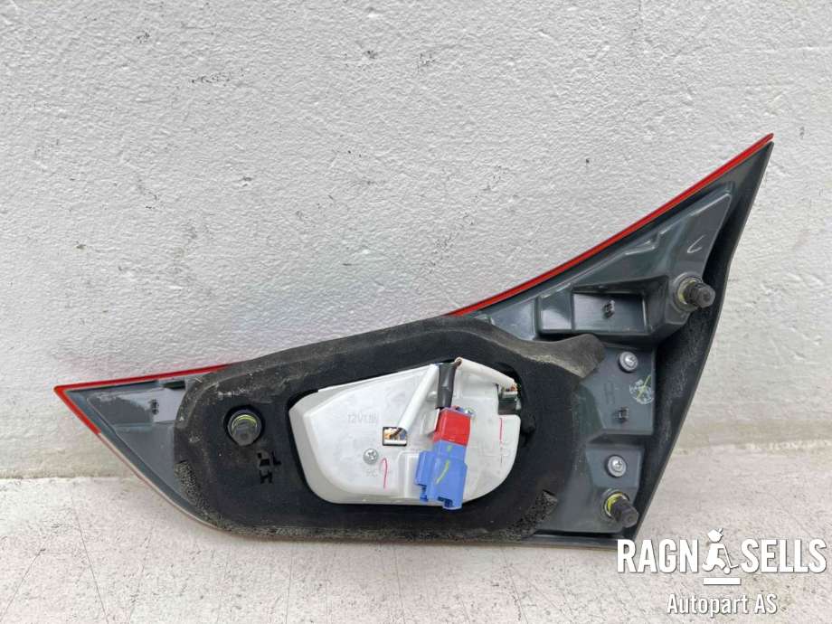 Baklykt venstre indre til Toyota Auris 2015-2019 (Type II, Fase 2)  (8159102850||81591B)