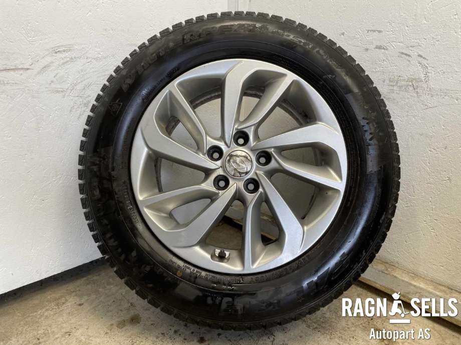 Hjulsett aluminium vinter til Hyundai Tucson 2015-2020 (FALKEN|5X114.3/ET51/67.1|225/65R17|52910-D7210)