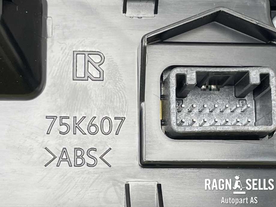 Varmeapparat betjening til Toyota RAV4 2019-->> (Type V)  (5590042671|)