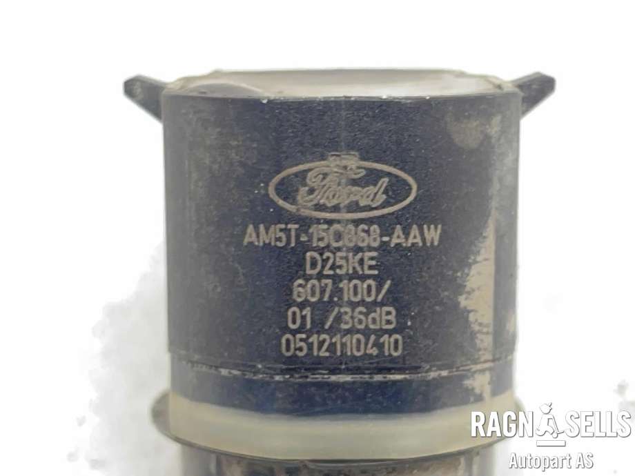 Parkeringssensor foran til Ford Focus 2011-2014 (Type III, Fase 1) (LT1T-15C868-AA|AM5T-15C868-AAW|)