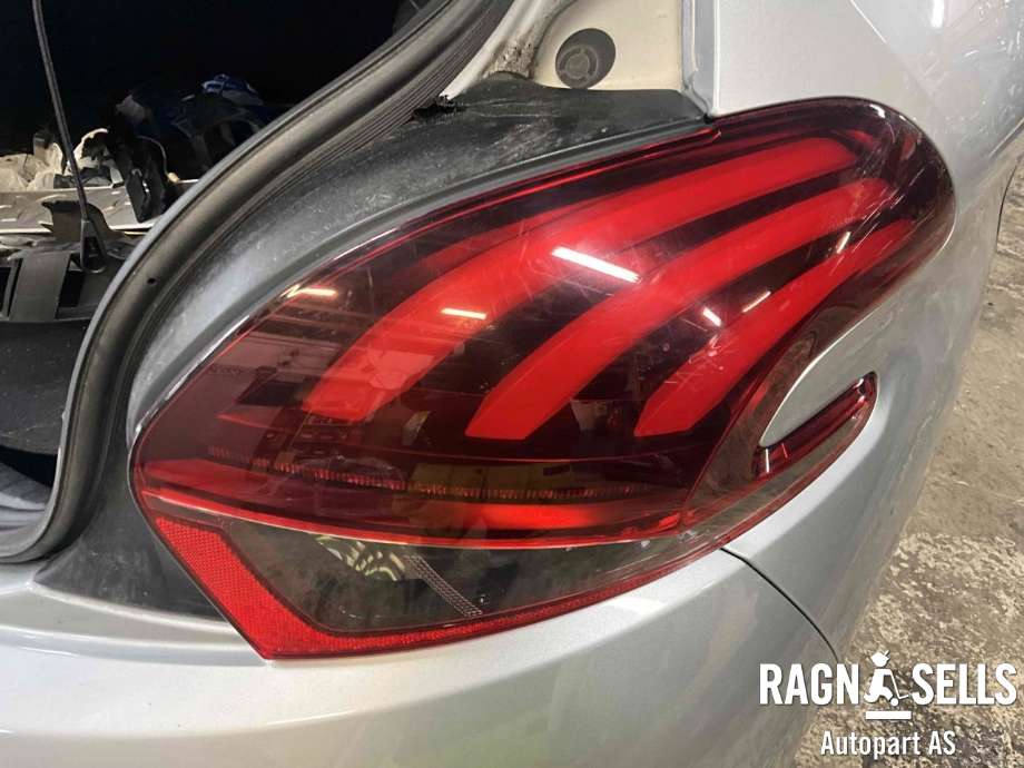 Baklykt høyre til Peugeot 208, 2012-2019 (Type I) (98 256 011 80)