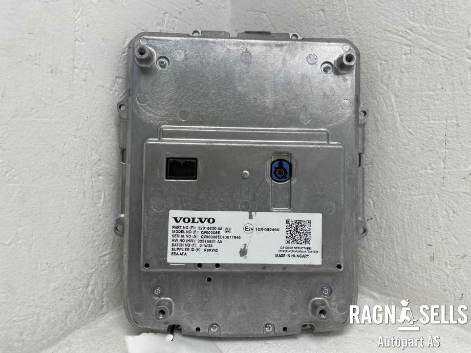 Bilstereo navigasjon skjerm til Volvo XC40 2018-2024  (36010873|32316630AA|32316631AA)