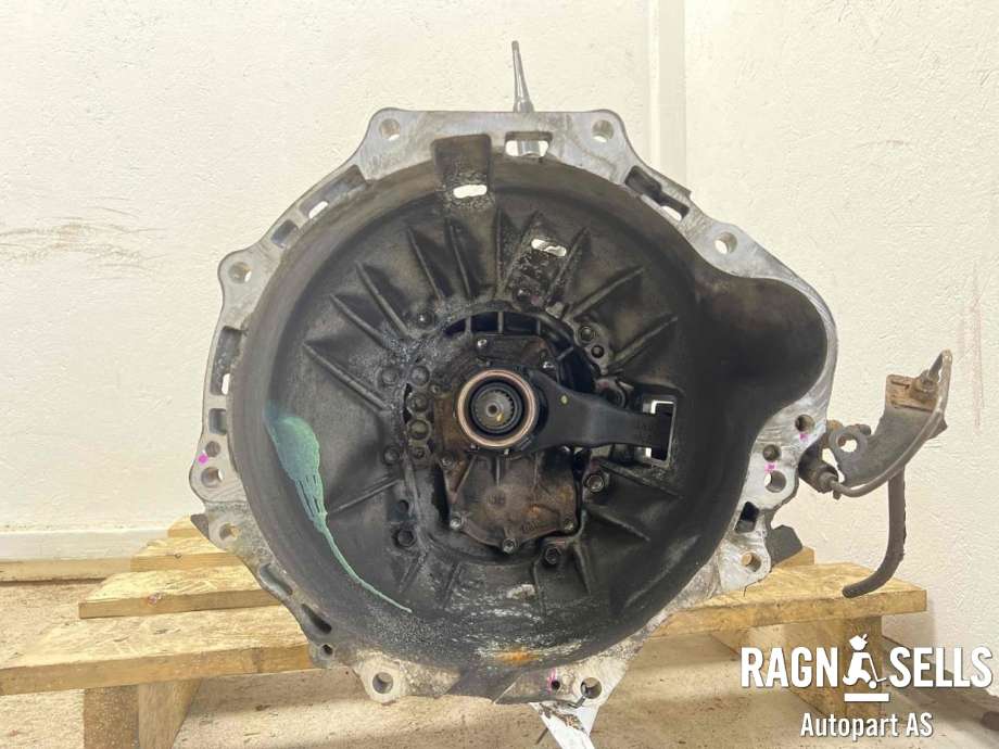 Girkasse manuell til Toyota Hilux 2006-2011  (330300K530|)