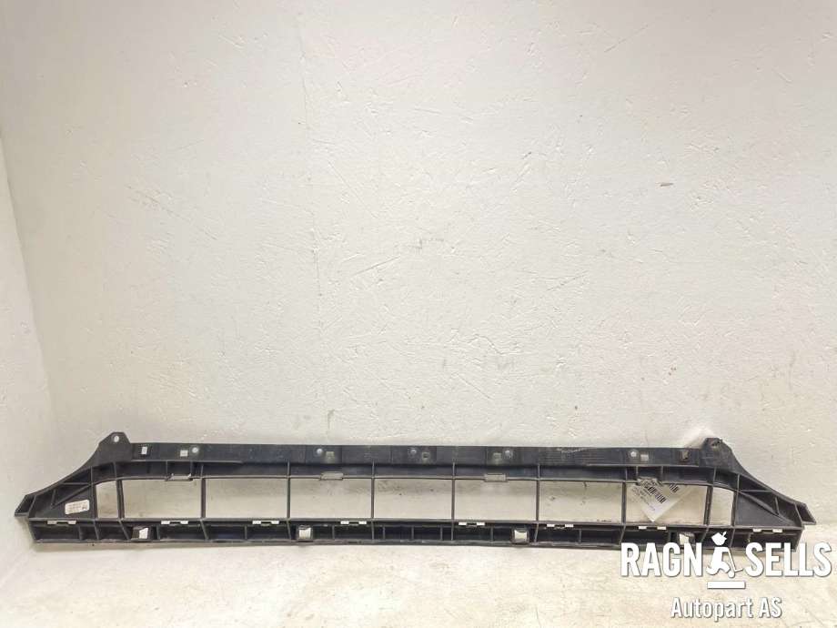 Grill midt til Audi Q5 2017-->> (Type II)  (80A 807 647 B|)