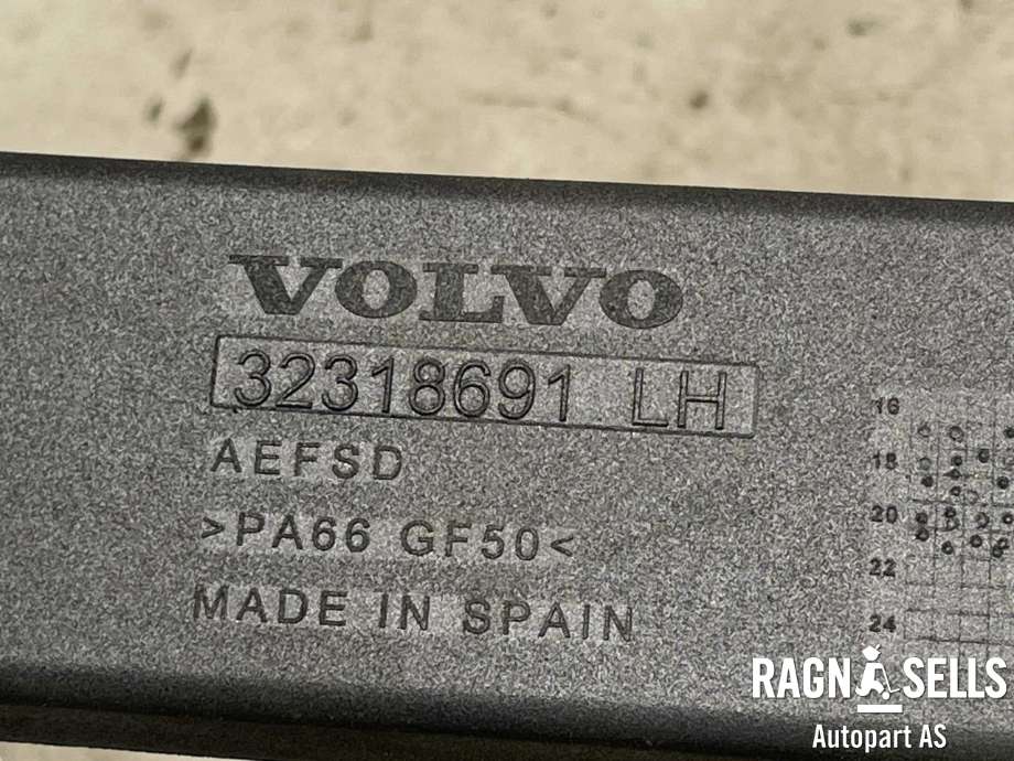 Diverse deler til Volvo XC40 2018-2024  (32318691|)