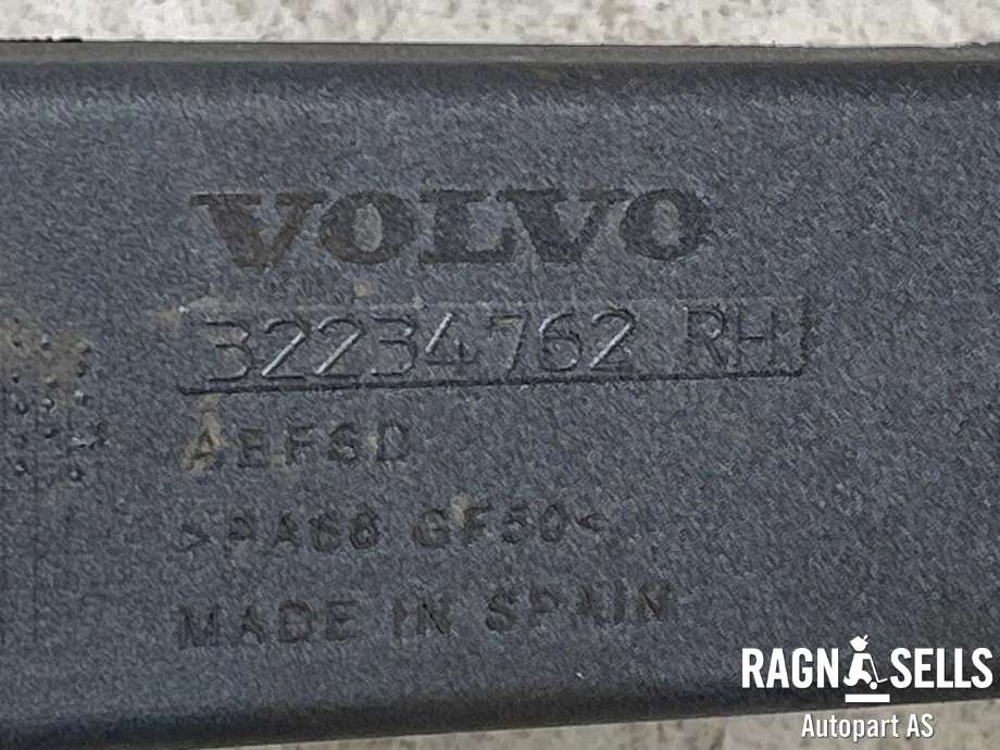 Diverse deler til Volvo XC40 2018-2024  (32234762|)