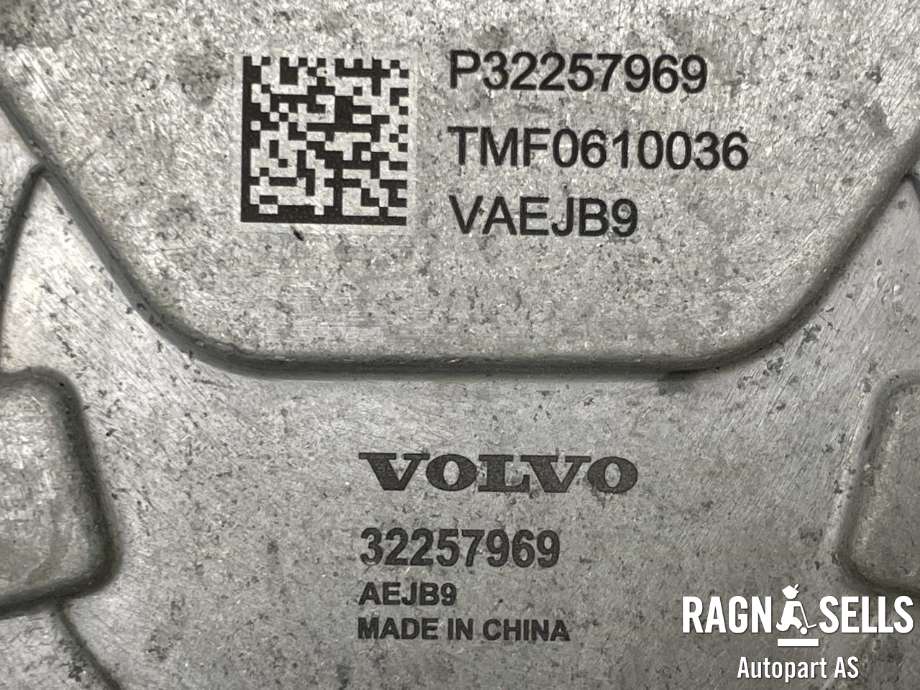 Vannpumpe elektrisk til Volvo XC40 2018-2024  (32257969|P32257969|)