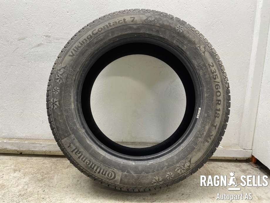Dekk vinter piggfri til Audi Q5, 2017-->> (Type II) (CONTINENTAL|235/60R18)