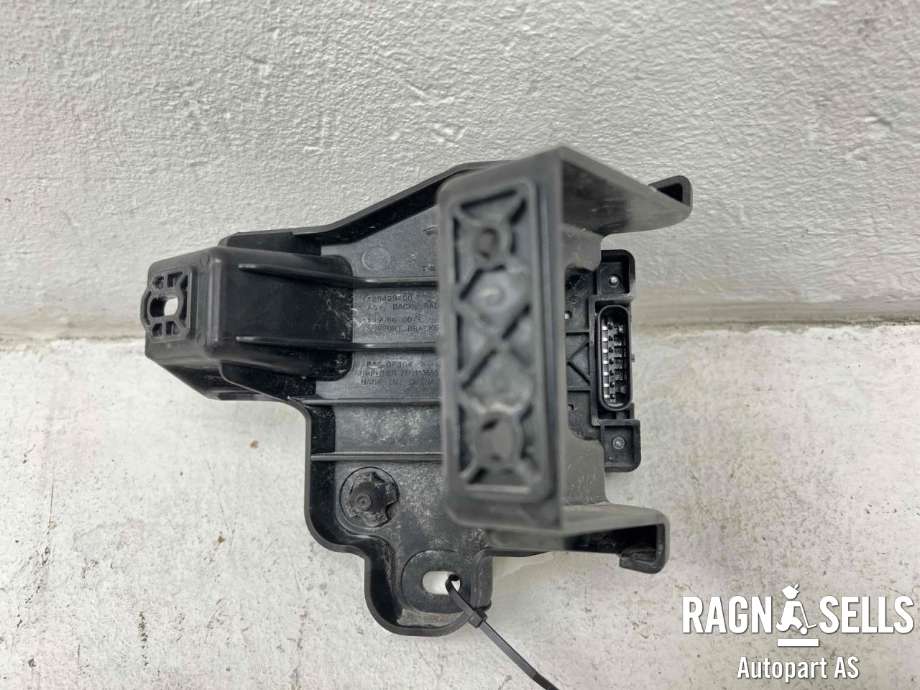 Sensor radar til Tesla Model X 2016-->> (CONTINENTAL|1108647-00-B|A2C762-28302|)