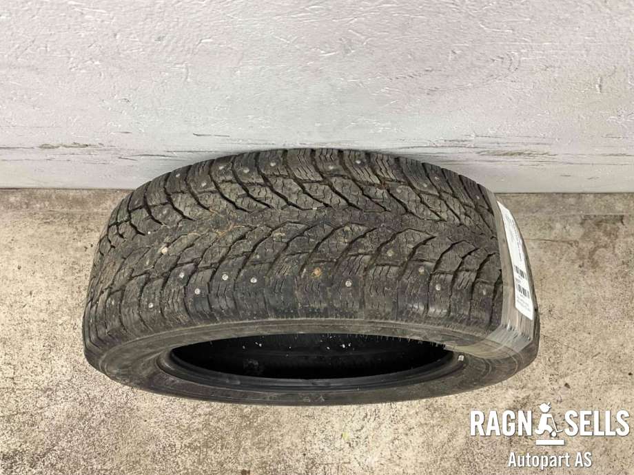 Dekk vinter pigg til Mercedes Vito 2014-->> (W447) (W447) (NOKIAN|215/60R17C|)