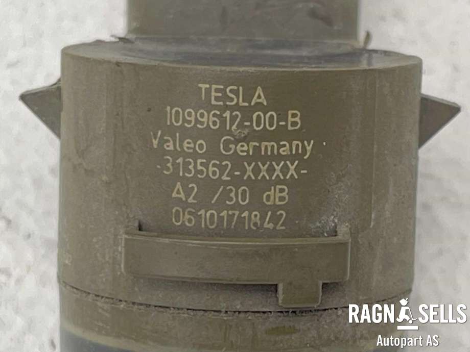 Parkeringssensor foran til Tesla Model X 2016-->>  (1099612-00-B|313562|)
