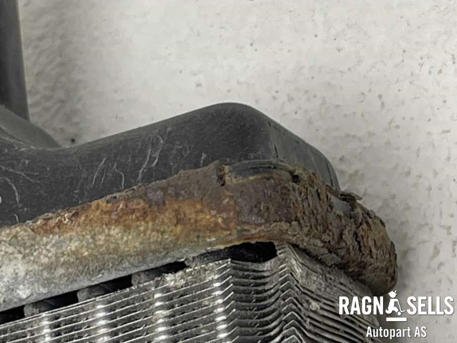 Radiator (automat gir) til VW Golf VII 2012-2017 (Fase 1) (5Q0 121 251 GR|5Q0121251EQ|)