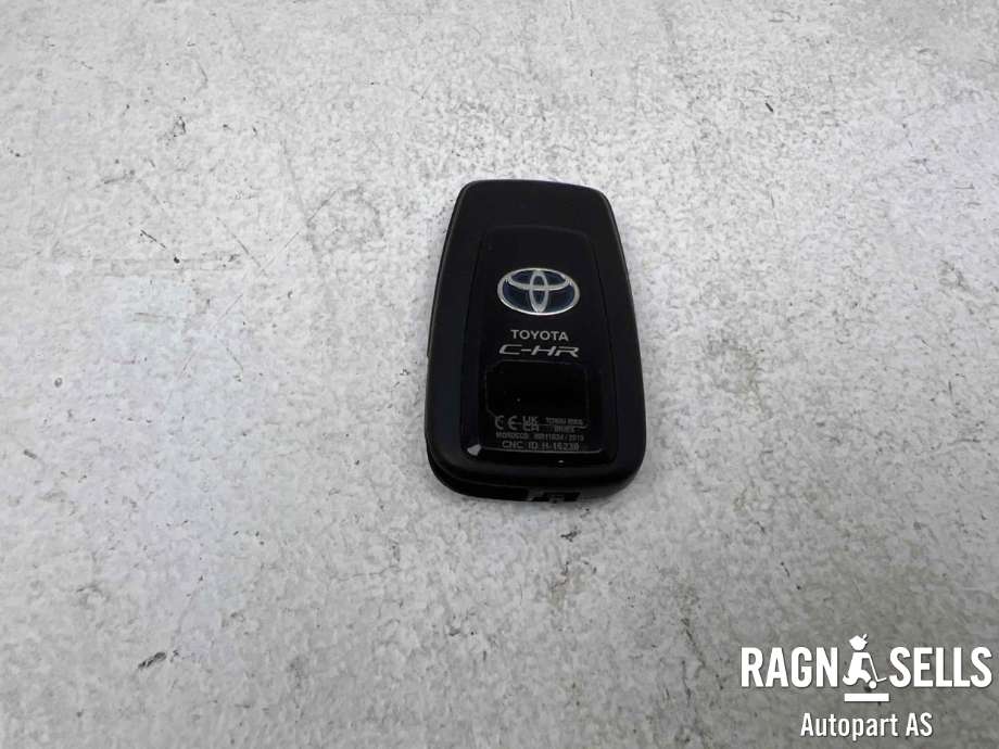 Nøkkel til Toyota C-HR 2016-->> (89904F4271|)