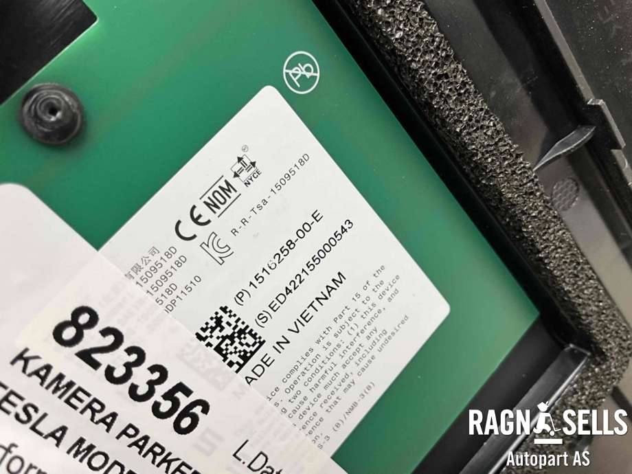 Kamera parkeringshjelp til Tesla Model Y 2021-2024 (Type I) (1506886-00-H|1516258-00-E|1100619-00-C)
