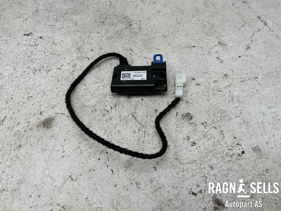 Kamera til Tesla Model Y 2021-2024 (Type I) (1588124-90-I|)