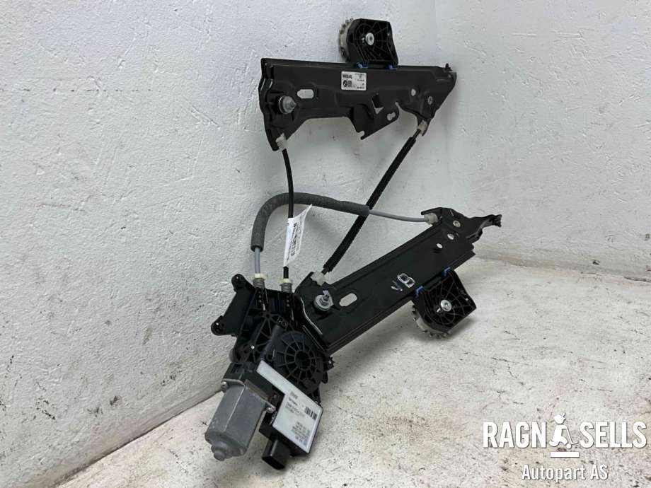 Ruteheis venstre bak til BMW i4 2021-->> (G26) (G26) (61 35 9 854 231|51 33 5 A41 AC7|9854495|)