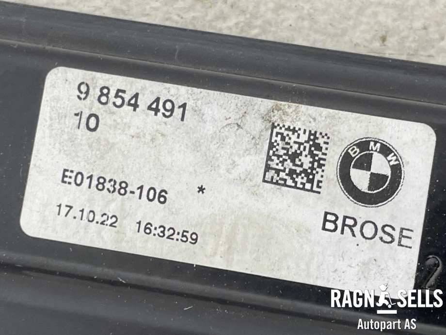 Ruteheis venstre foran til BMW i4 2021-->> (G26) (G26) (51 35 5 A41 AD1|61 35 9 854 229|)