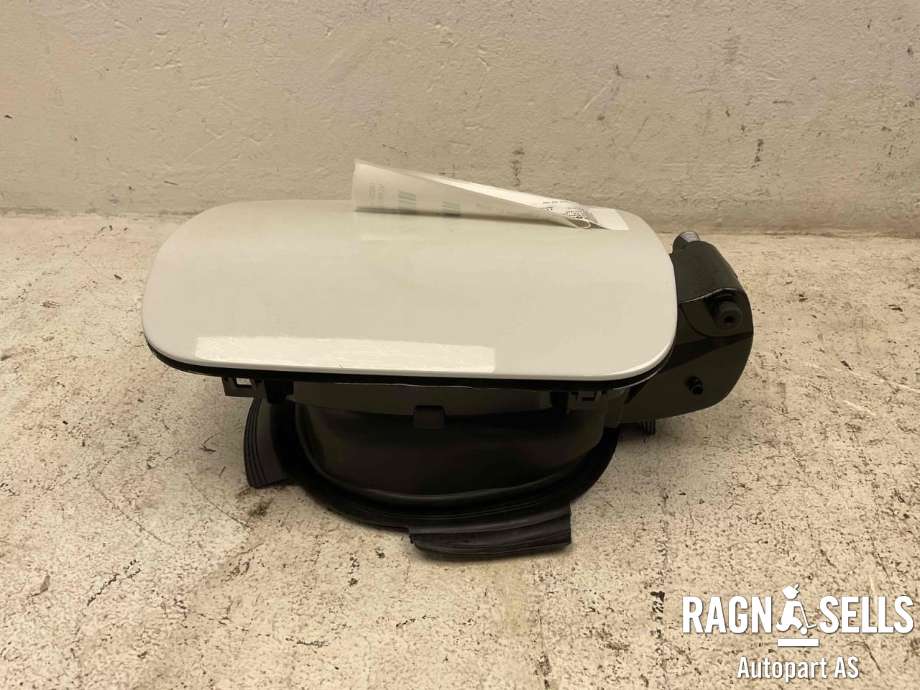 Batterilader inntak/luke til BMW i4 2021-->> (G26) (G26) (51 17 8 737 953|41 00 7 478 450|)