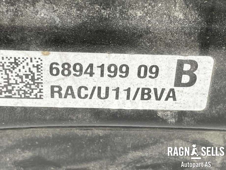 Travers bak til BMW iX1 2023-->> (U11) (U11) (33 30 6 894 199|)
