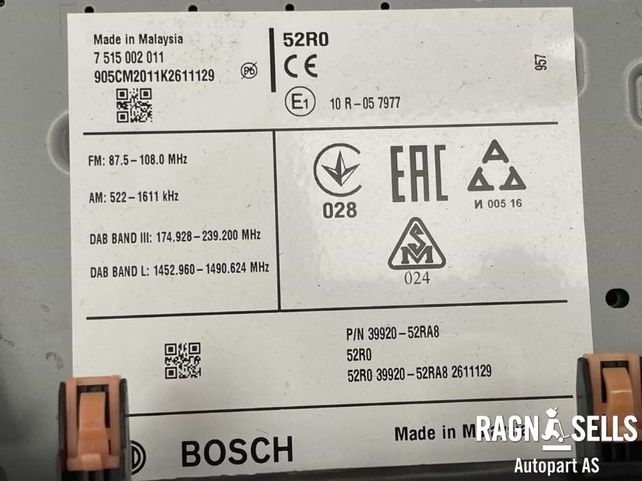 Bilstereo navigasjon til Suzuki Swift 2017-->>  (39920-52RA8-CN5|7515002011|39920-52RA8)