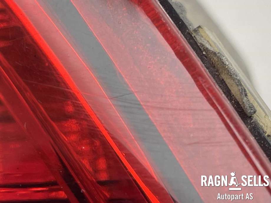 Baklykt venstre indre til VW Golf VII 2012-2017 (Fase 1)  (5G0 945 093 AE|)