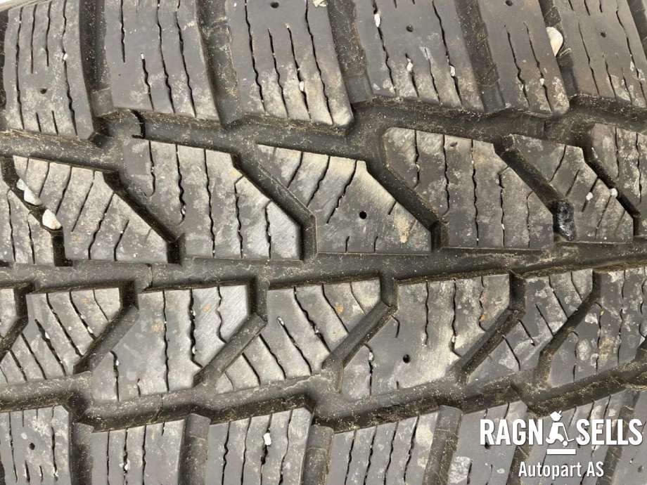 Dekk vinter piggfri til VW Caddy 2020-->> (Type IV)  (SAILUN|215/65R16C|)