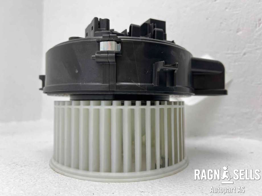 Varmeapparat motor til Volvo XC60 2017-->> (Type II) (BOSCH|32241017|0130309504|F011500123|)