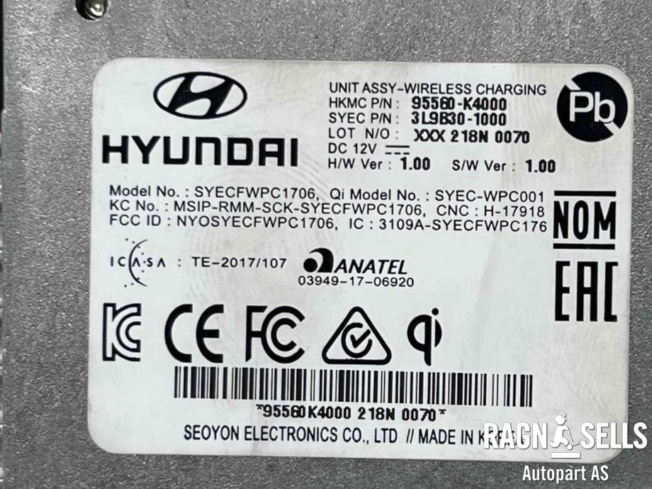 Dashbord trådløs mobillader til Hyundai Kona 2017-2021 (Type I, Fase 1)  (95560-K4000|3L9B30-1000|)
