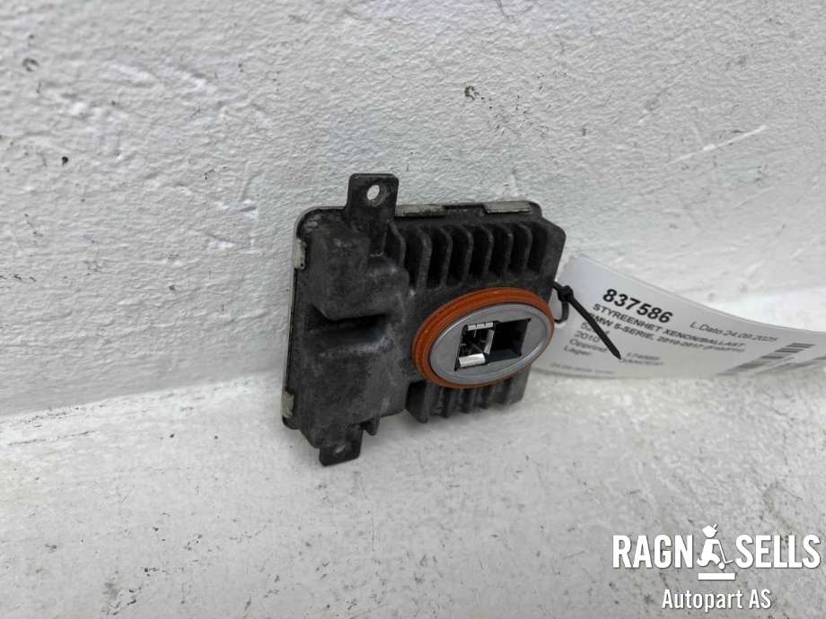 Styreenhet xenon/ballast til BMW 5-Serie 2010-2017 (F10/F11) (F10/F11) (63 11 7 318 327||7237647)