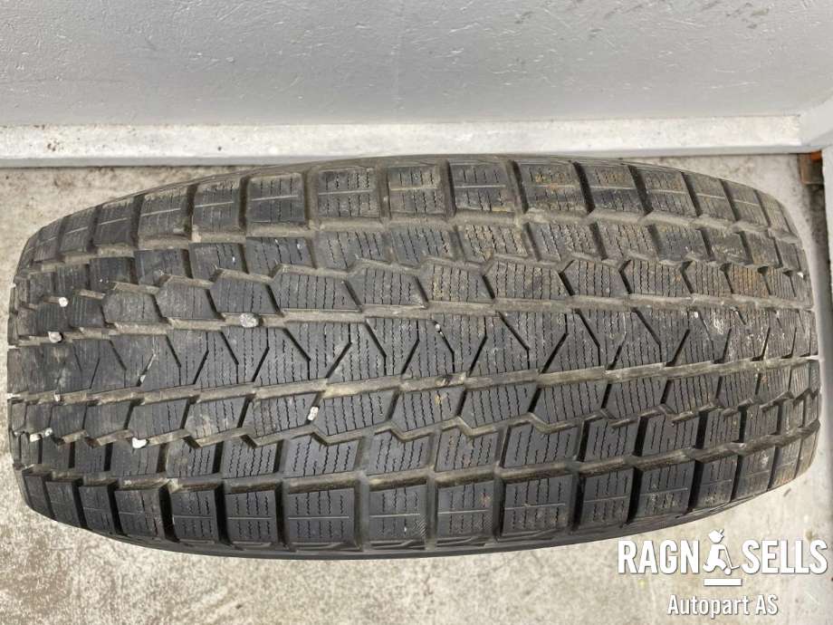 Dekk vinter piggfri til BMW iX1 2023-->> (U11) (U11) (YOKOHAMA|225/60R17|)