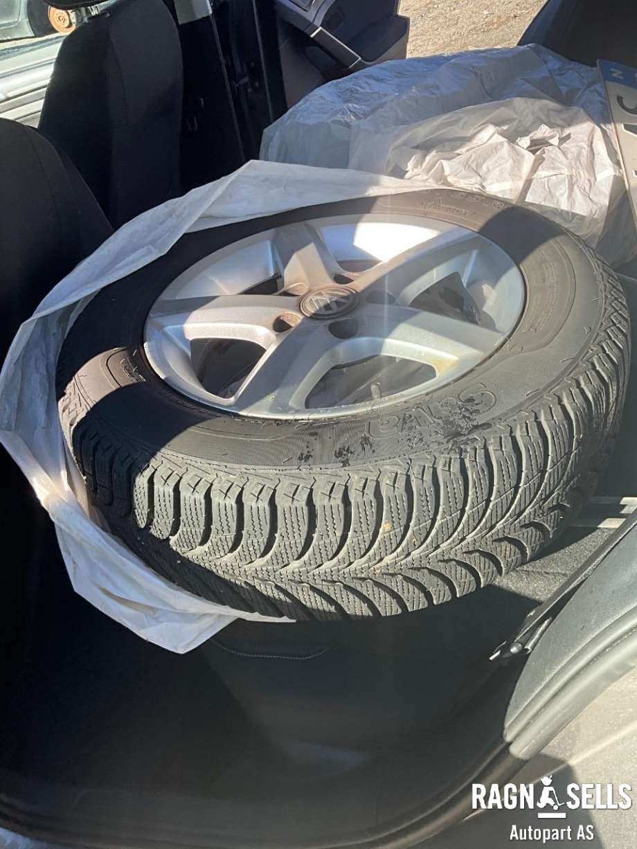 Hjulsett aluminium vinter til VW Golf VII 2012-2017 (Fase 1)  (SAVA|5X112/ET43/57.1|195/65R15|5G0071495)