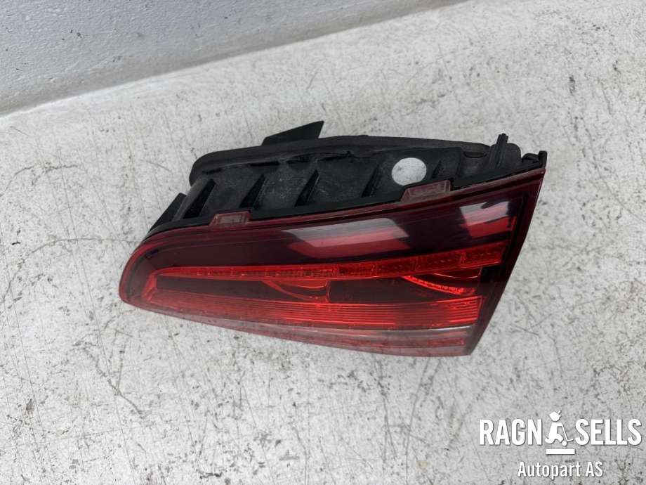 Baklykt høyre indre til VW Golf VII 2012-2017 (Fase 1) (5G0 945 308 F|)