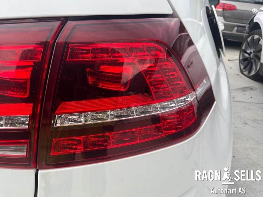 Baklykt høyre ytre til VW Golf VII, 2012-2017 (Fase 1) (5G0 945 208)